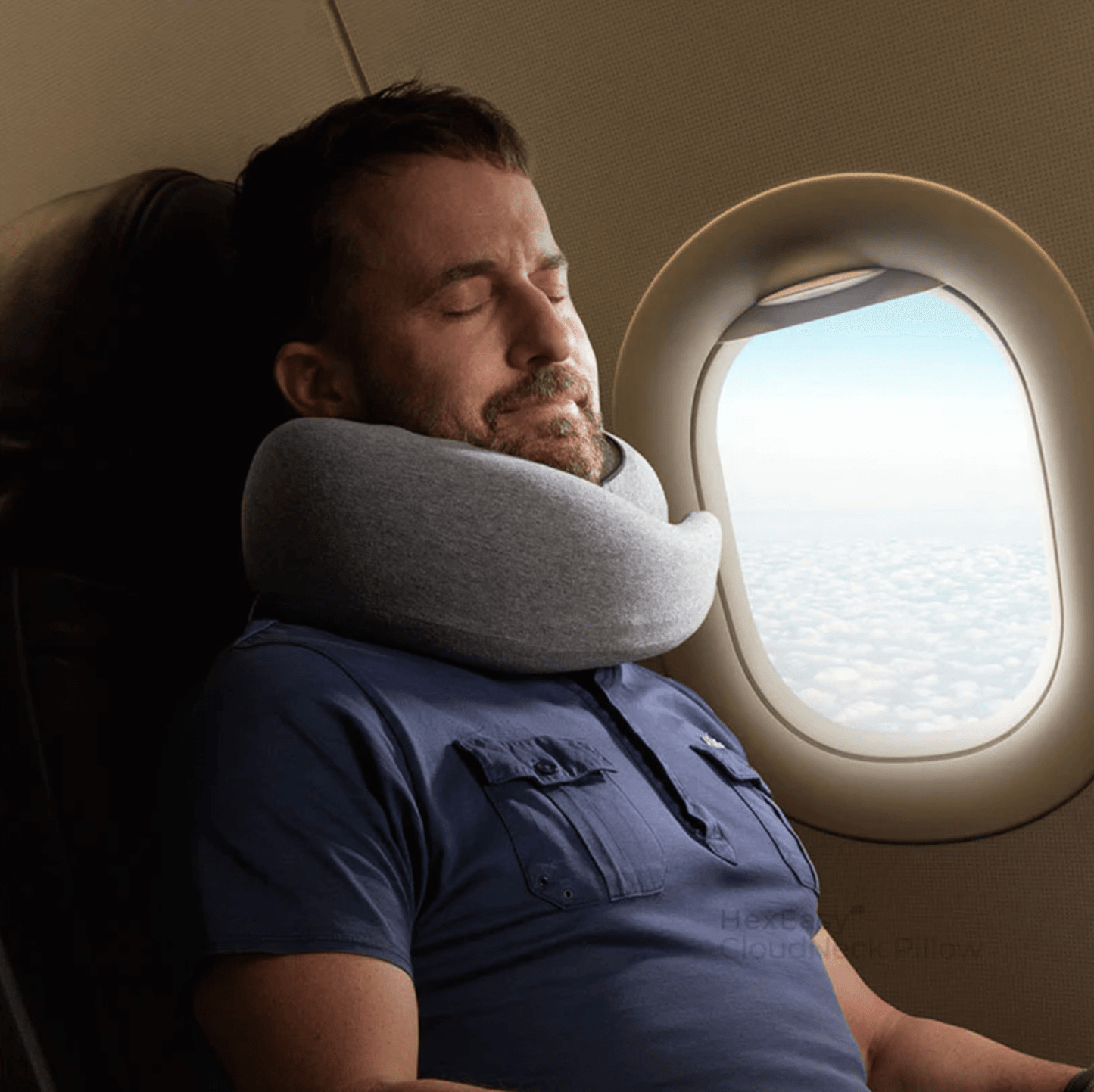 TRAVEL PILLOW